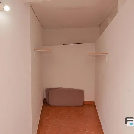 Apartamento Pedro Jover 9 R&r